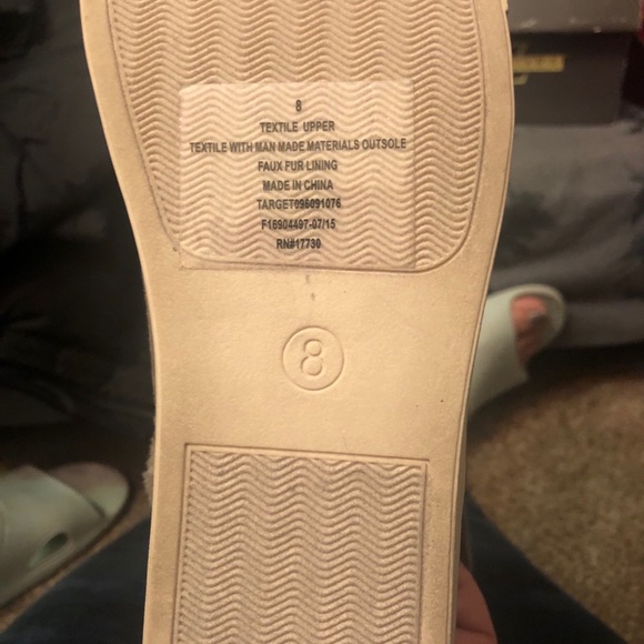 Mossimo - Picture 3 of 3